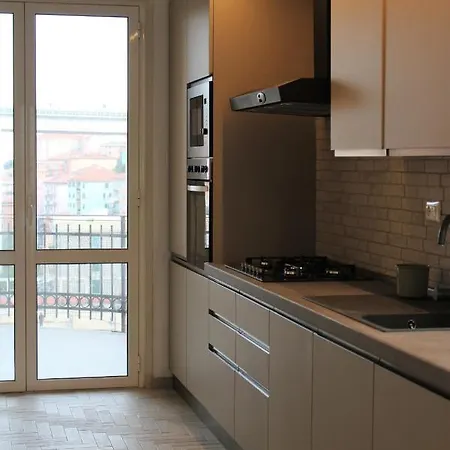 Gf 3 Apartment *